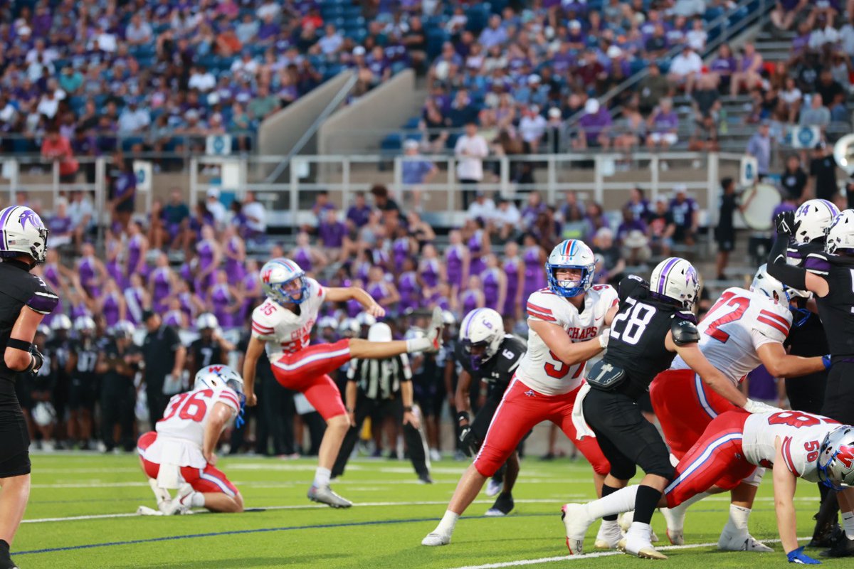 We’re at halftime here in Sugarland, Westlake leads Ridge Point 21-0! #GoChaps