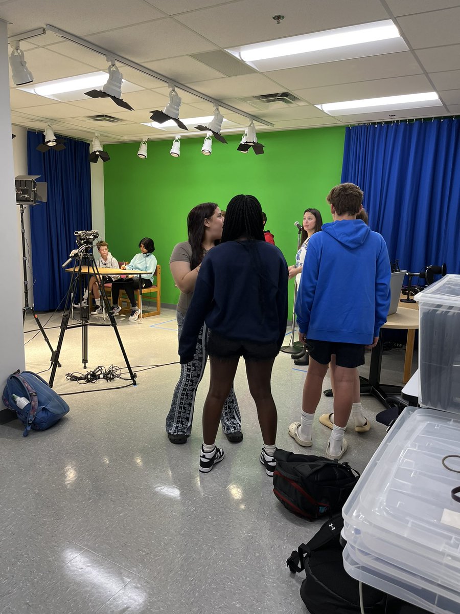 sdhudspeth's tweet photo. First week highlights:
Welcoming students back to school and launching Hughes News Network (HNN) in our tv studio!
#morningannouncements
@HughesMSFCPS
@FCPSRegion1
@fcpsnews https://t.co/j2xD6XFTyh