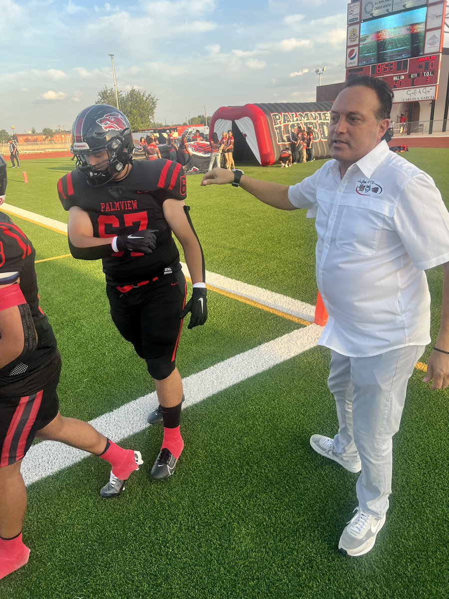 lajoyaisd's tweet image. Gooooo LOBOS!! @FootballLobos @lobo_pride