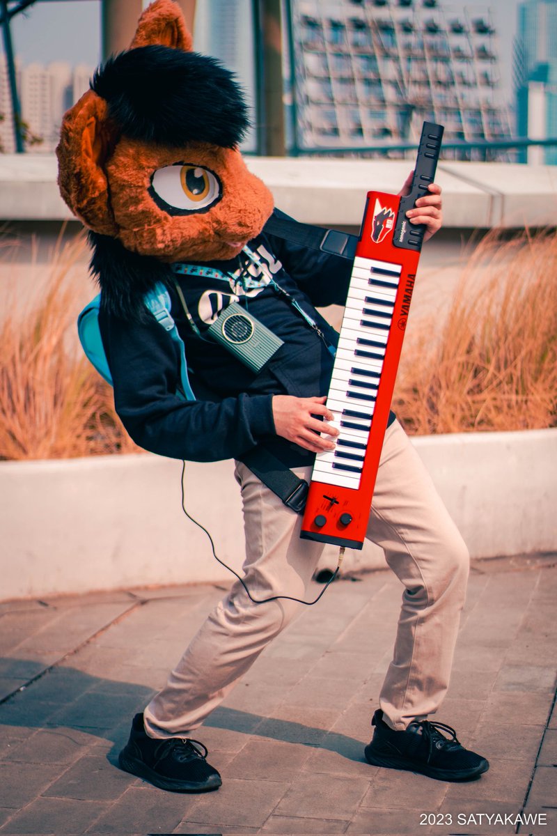 satyakawe's tweet photo. Let's go 👨‍🎤
Feat. @Newbie1030 

#FursuitFriday #furries #photograghy https://t.co/0rjWR8VspU