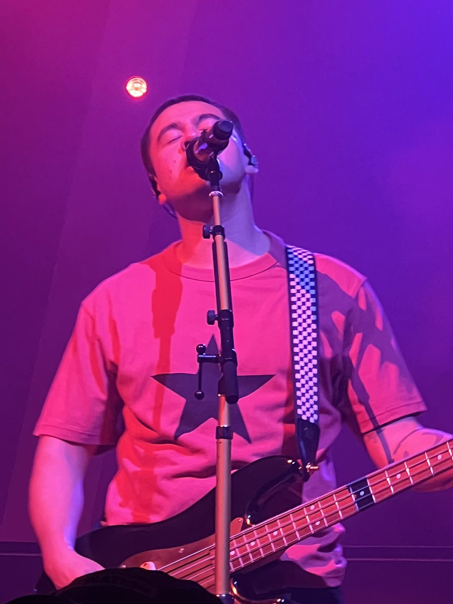 archivecalm's tweet photo. CALUM HOOD
#The5SOSShowCleveland https://t.co/dXEjCQeOPP