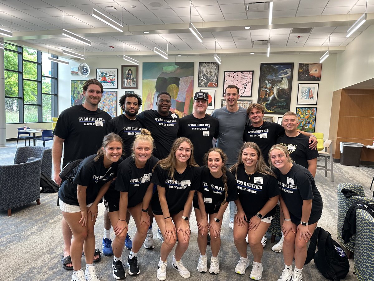GVSU SAAC tweet media