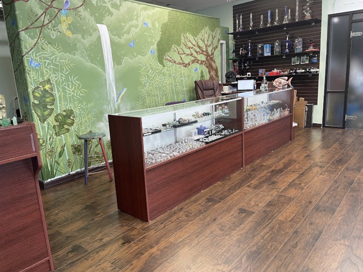 Puffsterz Smoke Shop tweet media