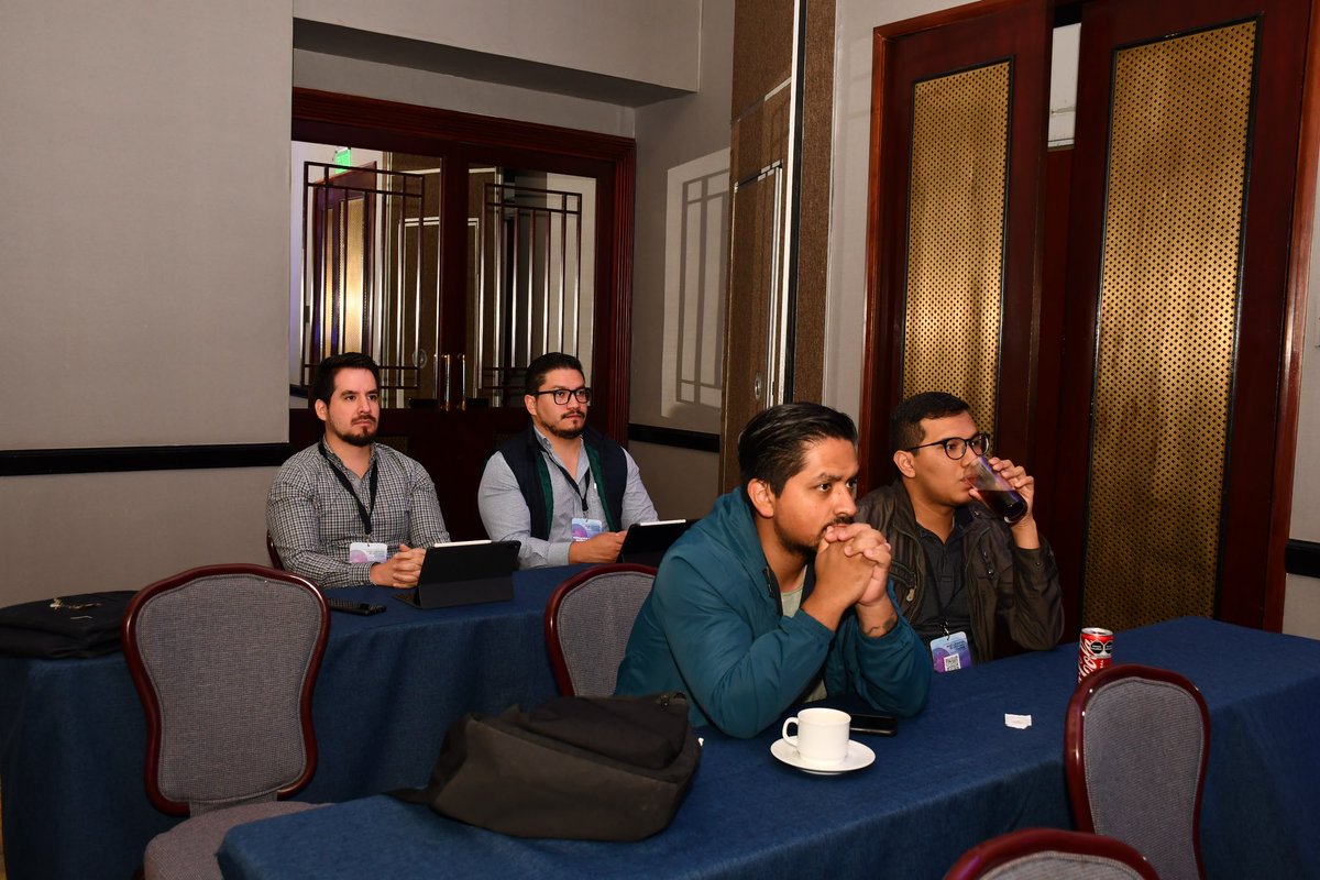 Residentes_SMU's tweet photo. #LessonsinUrology #AUA23 #SMU23 #ResidentesSMU #UroRes #TodosSomosSMU https://t.co/kYf7H6qTzc