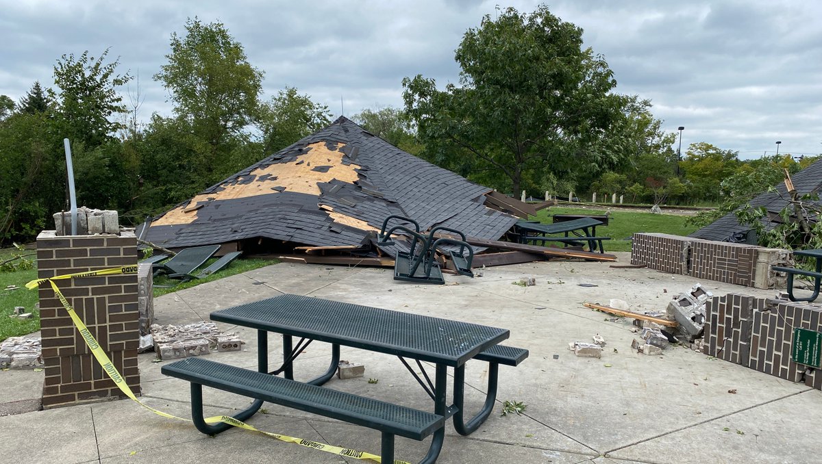 Hometownlife's tweet photo. Confirmed tornado wreaks havoc in Canton's Heritage Park and beyond https://t.co/NYkbI3WDwg https://t.co/GvtYS5ijfr