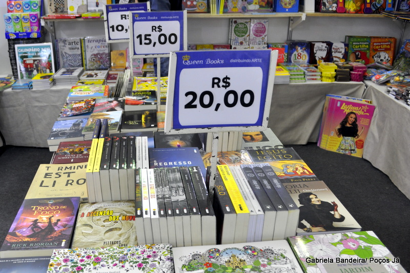 livrosbananami1's tweet photo. Livros por até R$ 19,99 e a ÚLTIMA THREAD desse Saldão do Cliente!! 

Só digo uma coisa: APROVEITE que isso não é um teste!! https://t.co/E14gMWXz34