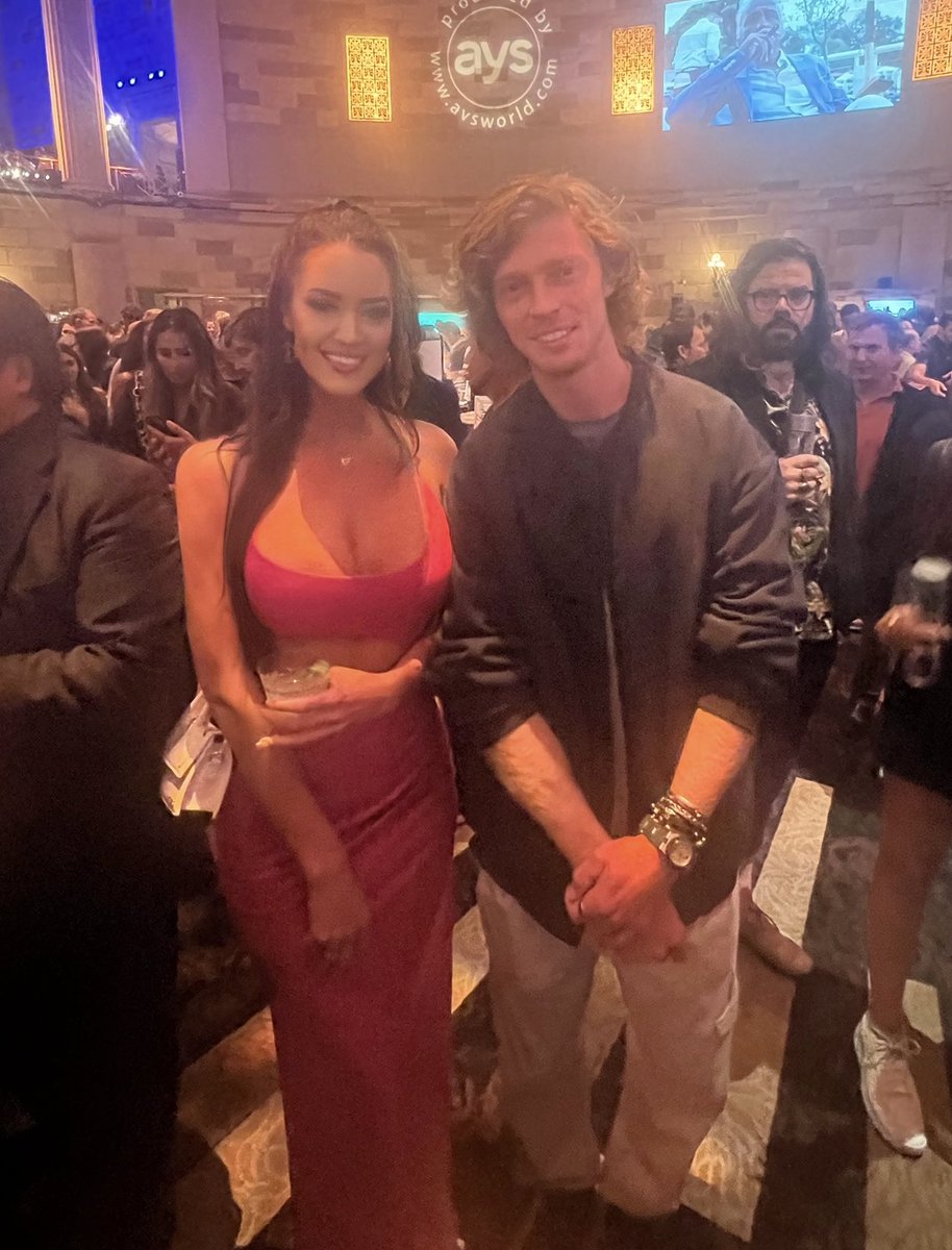 Rachel Stuhlmann tweet media