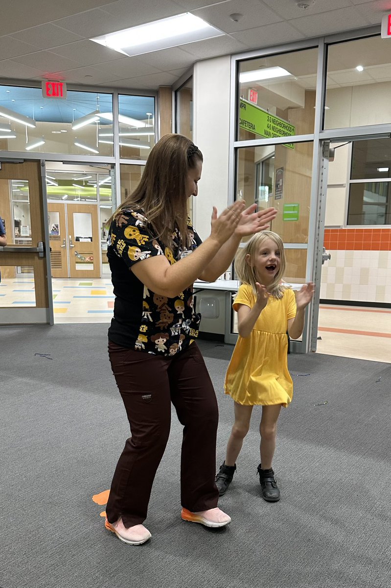 Tarvin’s first pep rally was a huge success, especially the dance party at the end! We had a blast, if you can’t tell! 😍 <a href="/TarvinES/">Tarvin ES</a> #NTtrailblazers