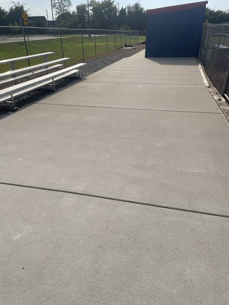 omsbaseball's tweet photo. Oakland Alum giving back!! Thank you to Connor Beasley and Pullin Hose Pressure Washing, LLC for giving the baseball field a much needed transformation. Love having Alumni willing to help get the field looking good for spring. Go check out their work! https://t.co/vs6QZ7hFld