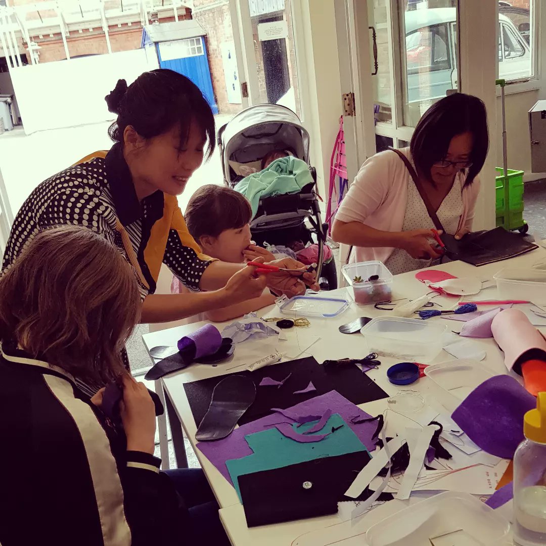 NJMIdeas's tweet photo. Exploring  creativity, making stitched slippers, inspired  by an object  currently  displayed  in our Ingenuity exhibition  in todays MIY  workshop. Thank you Feng Ru Lee for leading  such a wonderful session. 
 #makeityours # nationaljusticemuseum 
#njmingenuity #ingenuity https://t.co/2Rg60XGvah