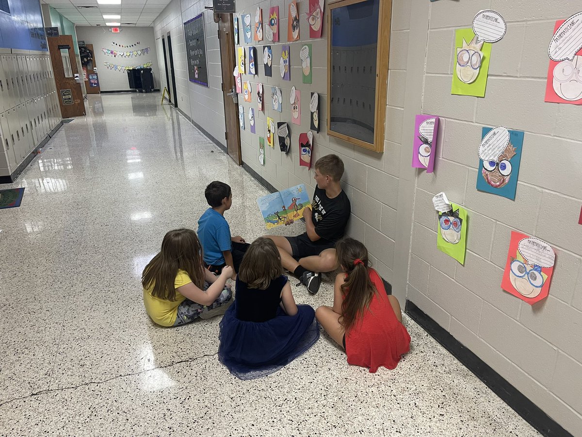 Boys_BuffSoccer's tweet photo. Spent some time this afternoon reading at Puterbaugh!📚🧠 https://t.co/npmNcftxgu