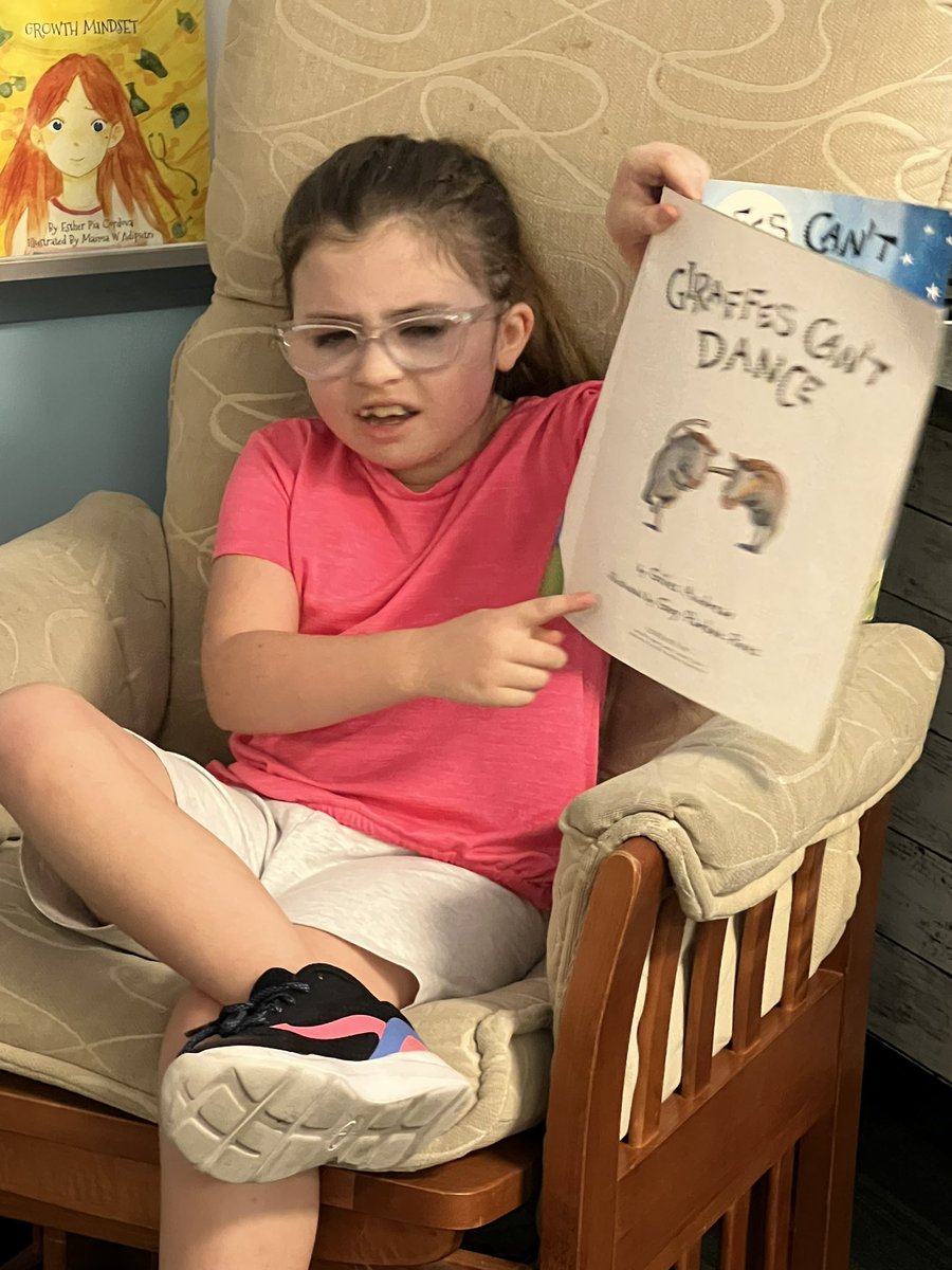3rdwithDearing's tweet photo. Students had a lot of fun this week demonstrating how to read a book like a “curmudgeon,” and then like it’s “gold!”
@WSESWildcats @LorenzKaren https://t.co/oxB2EMyPre