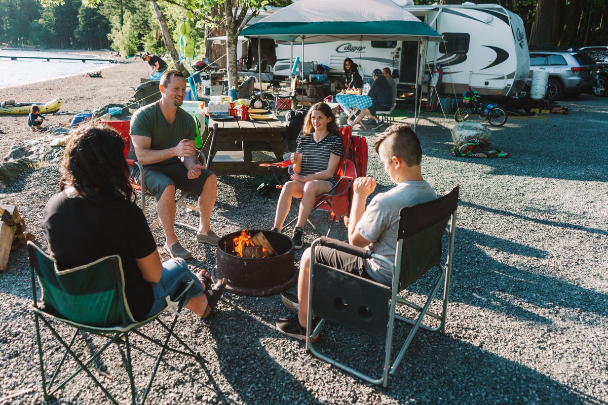 coasthotels's tweet photo. Explore the great outdoors in Chilliwack! From Bridal Veil Falls to Cultus Lake, adventure awaits! Hike, bike, swim, fish, or golf – you name it! 🚴♂️🏊♀️🎣⛳
Stay at Coast Chilliwack Hotel by APA for the ultimate #RefreshinglyLocal experience. #NOPLACELIKECOAST
📸 @tourismchwk https://t.co/WhM3EWpQev
