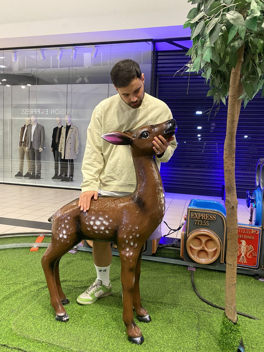 fakemillair's tweet photo. album mode https://t.co/VRbwkPquuD