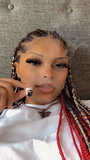 Me 24/7🍃  Instagram: theylove.chink34 https://t.co/QkRb0SUbP5