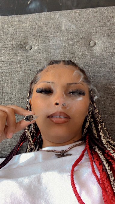 Me 24/7🍃  Instagram: theylove.chink34 https://t.co/QkRb0SUbP5