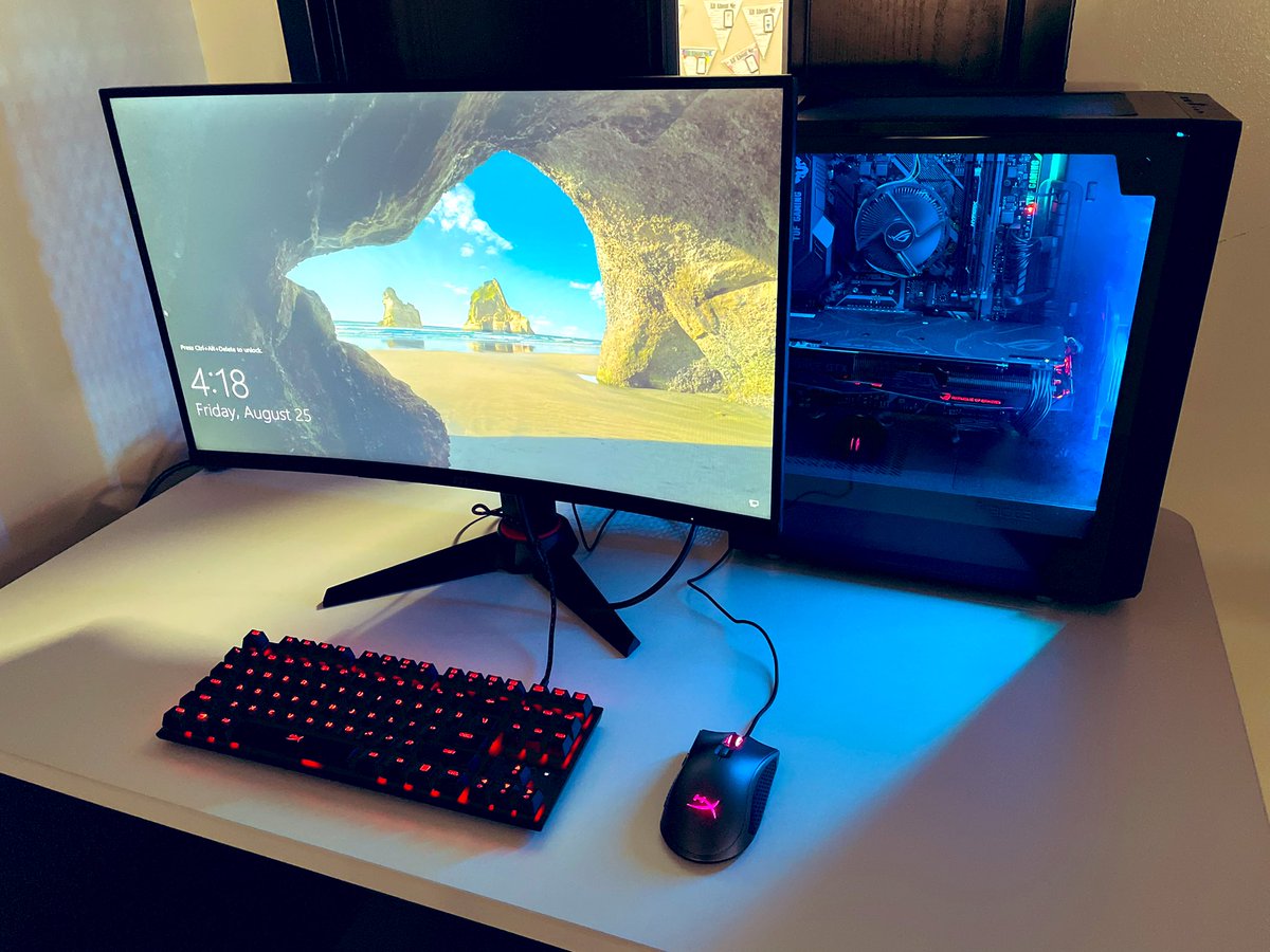 NSHSeSports's tweet photo. One of our New #eSports desktop gaming computers courtesy of @FWISD_CTE We’re excited to defend our @Vanta_Esports @PlayApex State Championship and win some more this year! #GoSteers 
@FortWorthISD 
@NorthSideFWISD https://t.co/k2z7Q4oWbW