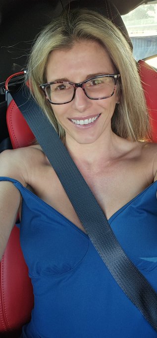 Date night. Where would you take me? https://t.co/cdfol0eOIn https://t.co/xgFriyexOy<a href="/tag/mvsales"class="tags"><span>#mvsales</span></a>