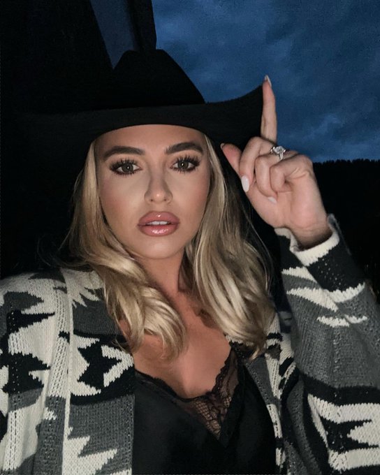 🤠 https://t.co/w3UUqtlS6j