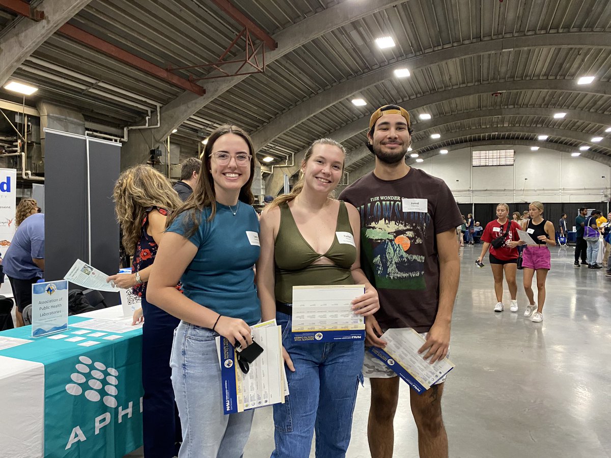 NAU's tweet photo. β
Resume in hand
#JobFair #BackToNAU https://t.co/487SkpWq5i