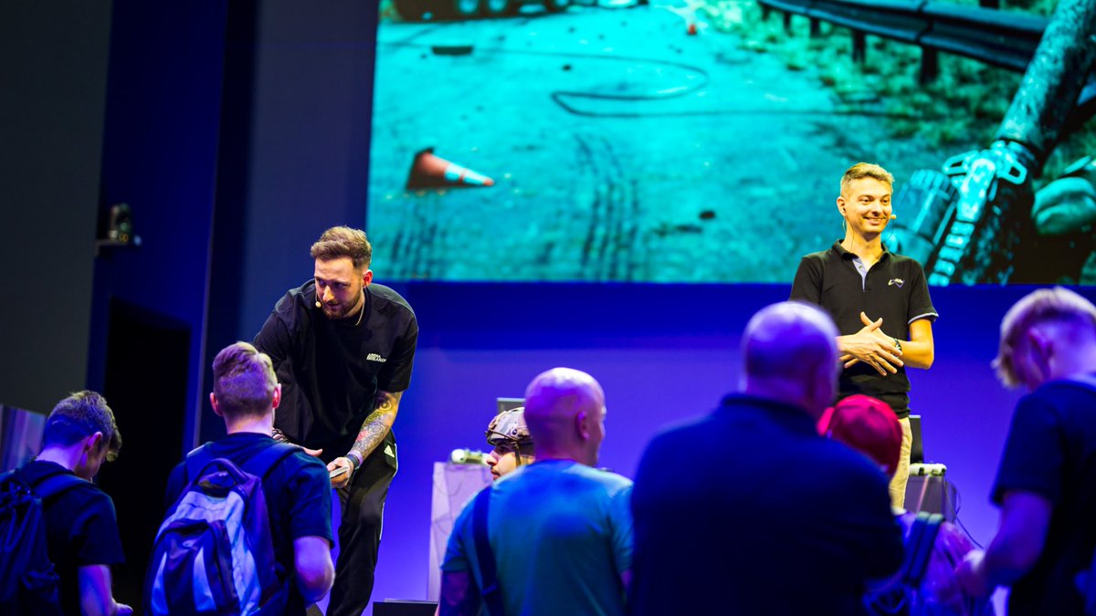 ImOwFromYT's tweet photo. Another great day at Gamescom in Germany with @Arena__Breakout and all the other creators!🔥

Make sure you join this game to have opportunities like this one ❤️

Can’t thank every single one of you for supporting me daily 💥

#ArenaBreakout #Tarkovmobile #gamescom2023   #ad https://t.co/PsC39sZAVB