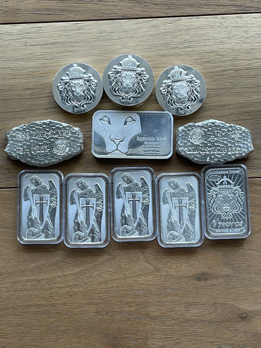 MHarriman55428's tweet image. #Silversqueeze #BRICS RAID! #ScottsdaleMint found some great additions for my grandkids collection! Keep stacking! We’re winning!