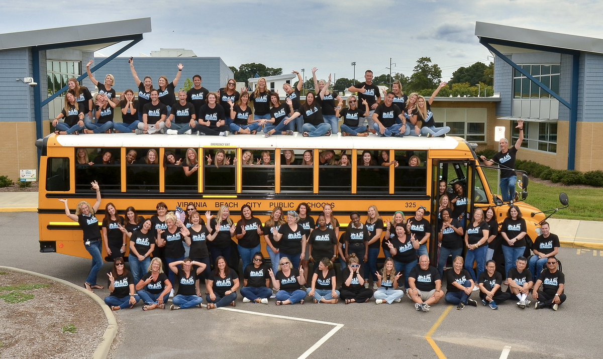 This is going to be the BEST year yet! We are so excited to welcome our seagulls on Monday! 🫶🏻🥰🥳 @JbdElem #relentlessimprovement #thebestisyettocome #welcomeback #schoolfamily