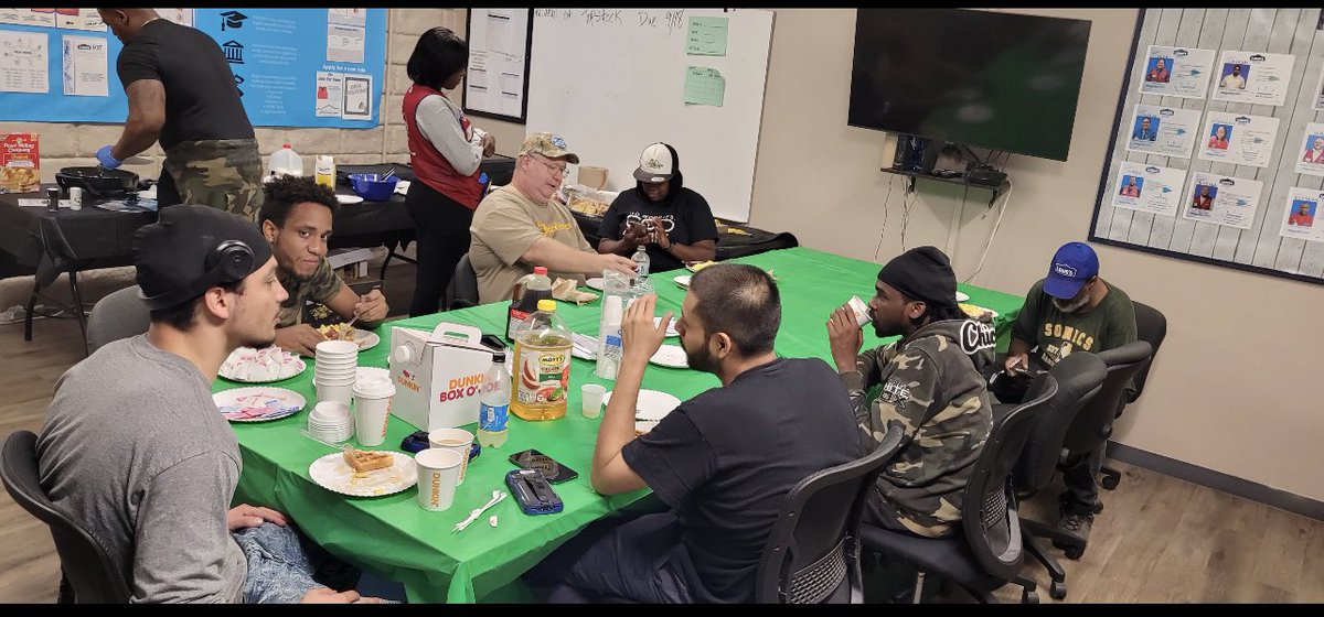 Jackie Davis tweet media