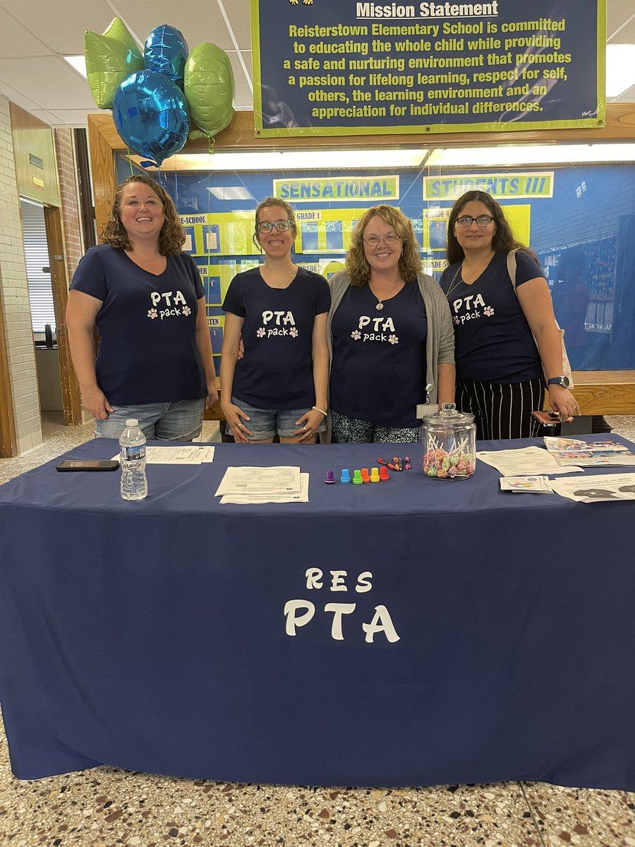 cbrinkleybcps's tweet photo. It was so nice to be reunited with our @ReisterstownES families today for Sneak a Peek! We had a full house and our fabulous staff, @RES_PTA and Riley were there to welcome every Reisterstown family member! We also got feedback for wanted support this year💚💙 #RESconnected https://t.co/WDSVsn70QJ