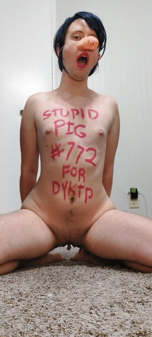 Do you know this pig?  #DYKTP https://t.co/22LuCnQVbn<a href="/tag/dyktp"class="tags">#DYKTP</a>