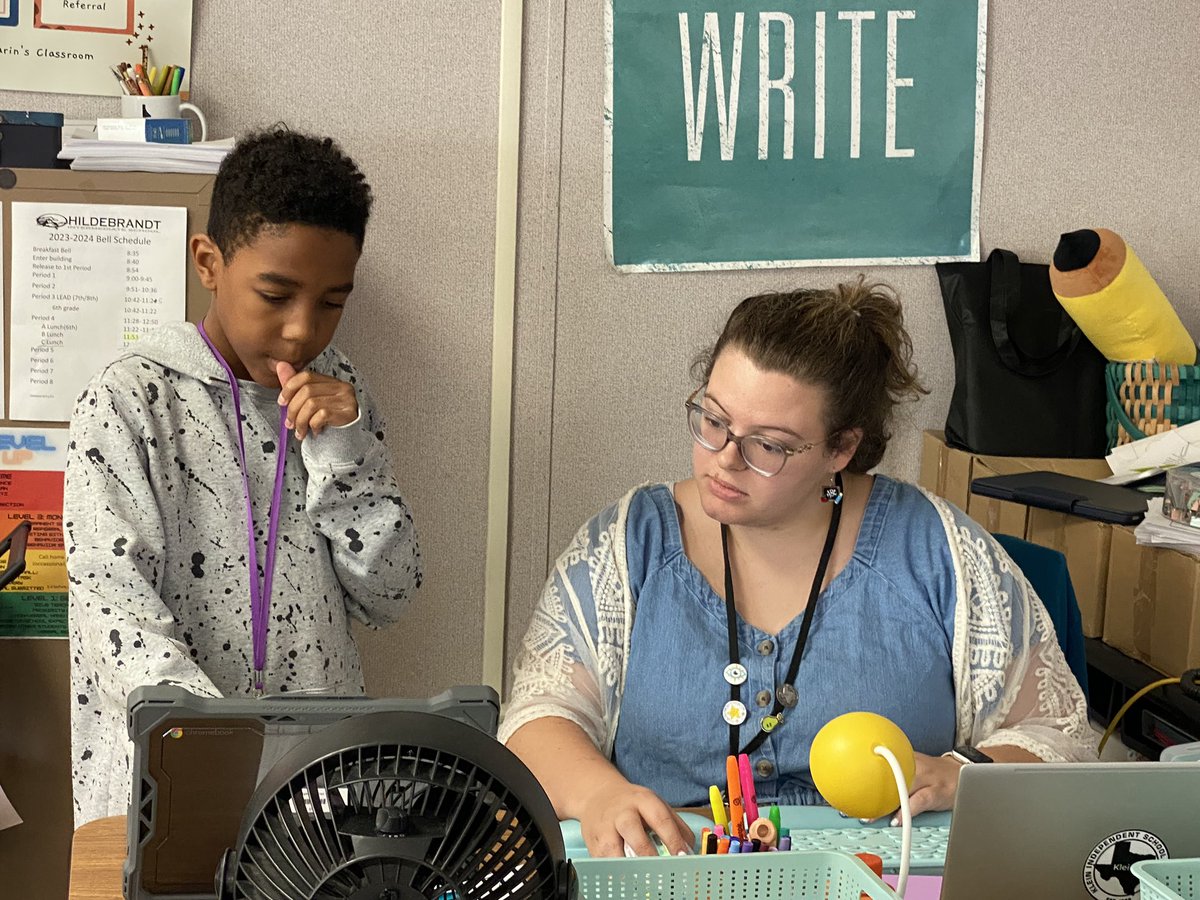 Kristinbevan1's tweet photo. Week 3 and Hilde ELA is leveling up- we have small groups, 1-1 conferencing, and parallel teaching!! #Hildelevelsup #mustangnation #hildejoy #KleinELA #Hildelevelup https://t.co/BGa7qmyZ4Q