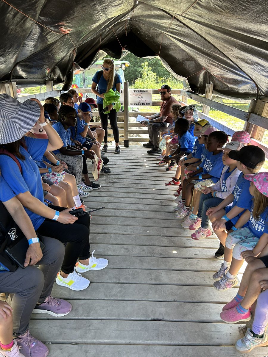 PortobelloELC's tweet photo. What a fun trip we had this week at Proulx Farm with our east end centres @BeaconwoodSAP @GardenwaySAP @SFA_ELC @ElmridgeSap https://t.co/0s0MypGPvS