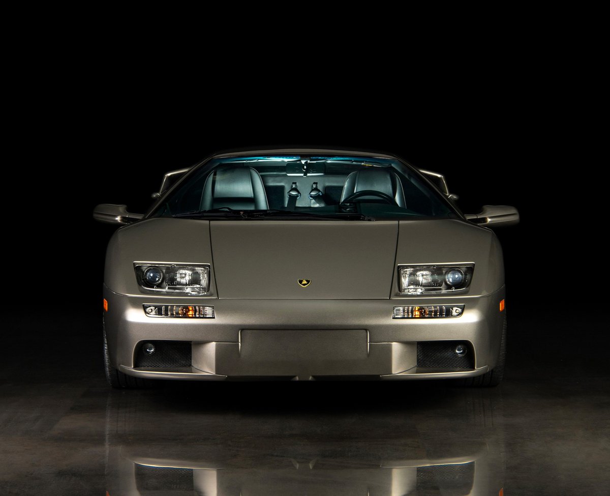 duPontREGISTRY's tweet photo. 2001 Lamborghini Diablo VT 6.0 | Final Installment of the Diablo variant and one of 337 produced in superlative form | Asking Price: $435,000 https://t.co/SFUyO547Qm