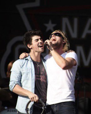 joejonas's tweet photo. The Beautiful Letdown album inspired me to become a musician and songwriter. It is front to back one of my favorite albums of all time. As a kid, I would go to concerts to see Switchfoot with my brother Kevin in our Jean jackets… Singing every word out! The first song I ever performed live was Switchfoot’s song 24. Years later, I got to perform with Switchfoot on stage outside of a college football game at the Rose Bowl. And now to re-record a song that molded me as a young person and continues to be a reminder of how much their music has affected and continues to affect me every day. The world needs Switchfoot!

Photo: Andy Barron
