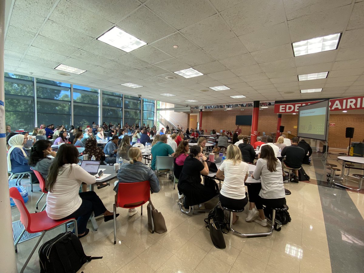 hernan81375313's tweet photo. #ReflectiveFriday “No good learning happens in the absence of relationships” Dr. Robb Virgin. I reflect on my week with new staff and I think, What will those opportunities and relationships be to take advantage for me this year to help someone grow and learn? @EPEAGLESEHSI https://t.co/GzEvnO5sPi