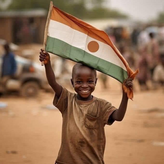 Sakabha's tweet image. 💥🇳🇪NIGER
Le combat du Niger est très #difficile mais très #Noble mais vouloir c'est pouvoir.
 Aucun sacrefice n'est de trop pour sauvegarder sa #dignité et sa #liberté.