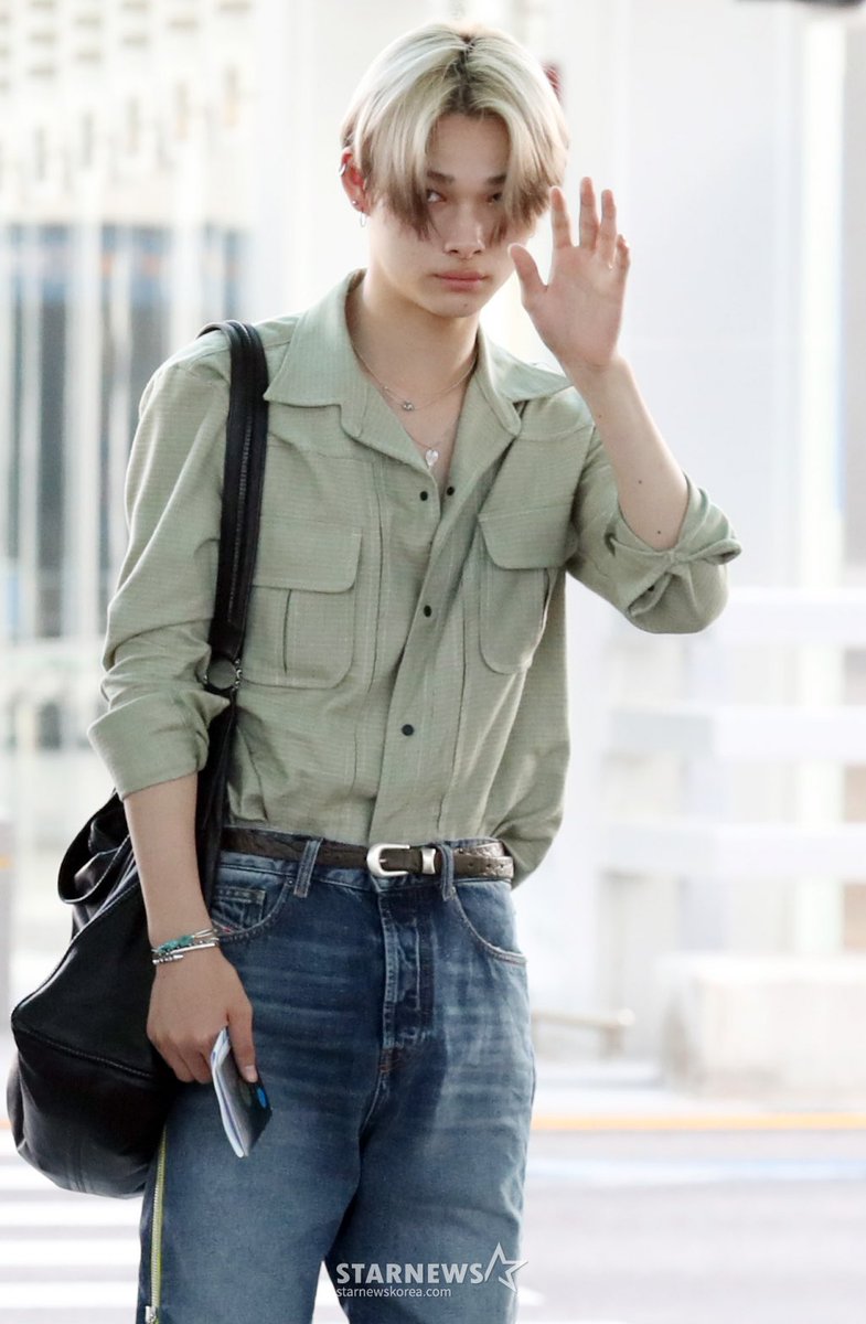 lovenikinikii's tweet photo. 220826 #니키 출국 기사 사진

엔하이픈 니키 ‘섹시 카리스마’
https://t.co/lUDMKuzIth

엔하이픈 니키 '조금 피곤한 모습'
https://t.co/9sts6R0E3U https://t.co/JDeJj1Z2ya