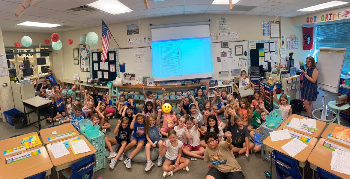 MrsPaulson2's tweet photo. Third grade is a family! Today third grade read aloud, “Our Class is a Family.” Don’t forget to wear your friendship bracelet to remember we are all in this together! https://t.co/hCkzPHEZxH