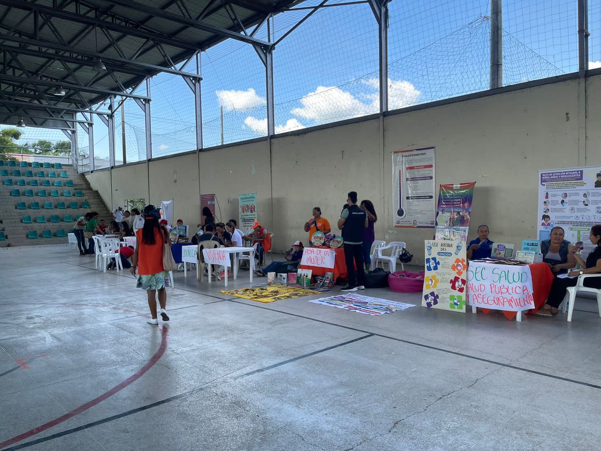 MintrabajoCol's tweet photo. En el marco de la Semana de la Juventud, la Dirección Territorial de Arauca, junto con la alcaldía municipal, está participando en una feria institucional dirigida a los jóvenes del municipio capital. https://t.co/352wa6daHC