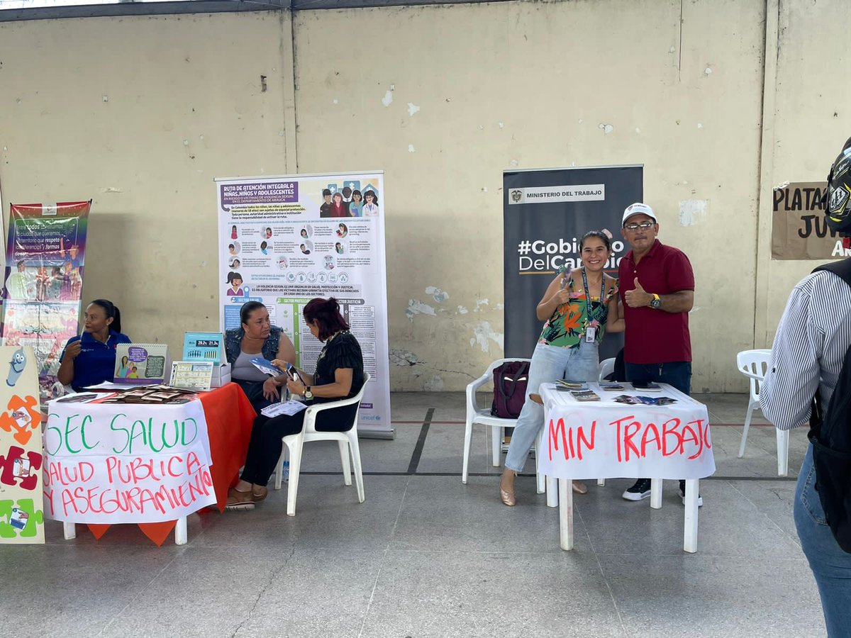 MintrabajoCol's tweet photo. En el marco de la Semana de la Juventud, la Dirección Territorial de Arauca, junto con la alcaldía municipal, está participando en una feria institucional dirigida a los jóvenes del municipio capital. https://t.co/352wa6daHC