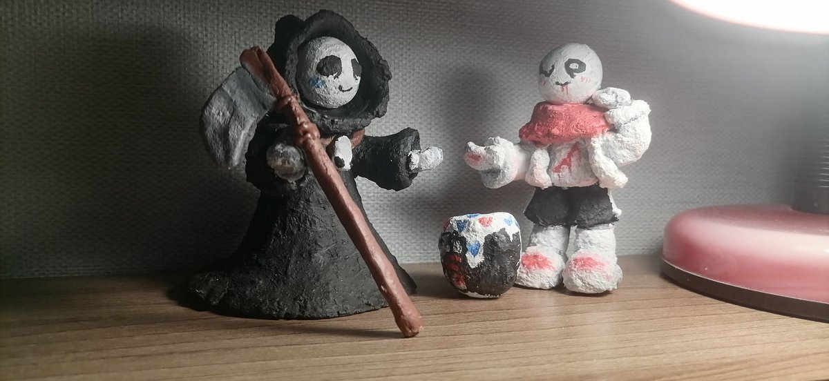 GoatNisil's tweet photo. Мерчендайз с инди-кона и моя коллекция afterdeath
Indie-con and my afterdeath merch
#afterdeath #reaper #geno #genosans #reapersans #aftertale #reaperxgeno #reaperandgeno #reaperafter #merch #undertale #reapertale #underparty I love #
P. S
I made this figures (last picture) https://t.co/x1afDtmI5O