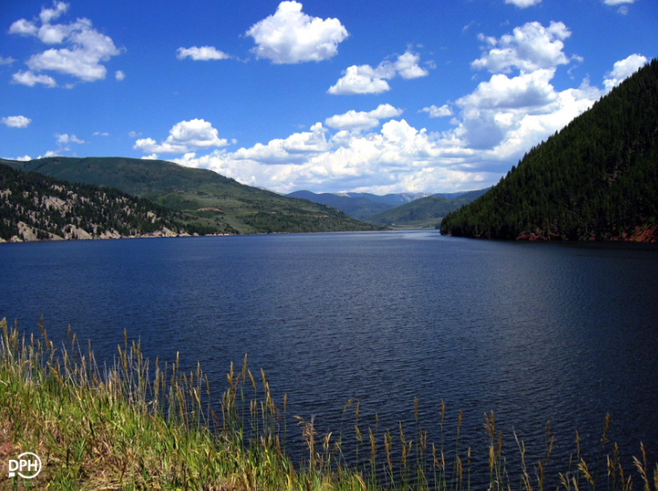 CTDPH's tweet photo. Protecting CT’s drinking water sources is a vital mission of CT DPH. DPH Public Drinking Water Section &amp; DPH Office of Climate &amp; Public Health work together to understand how our changing climate effects human health &amp; prevent the health impacts caused by climate change. #CTCares https://t.co/R0GsZQEgIq