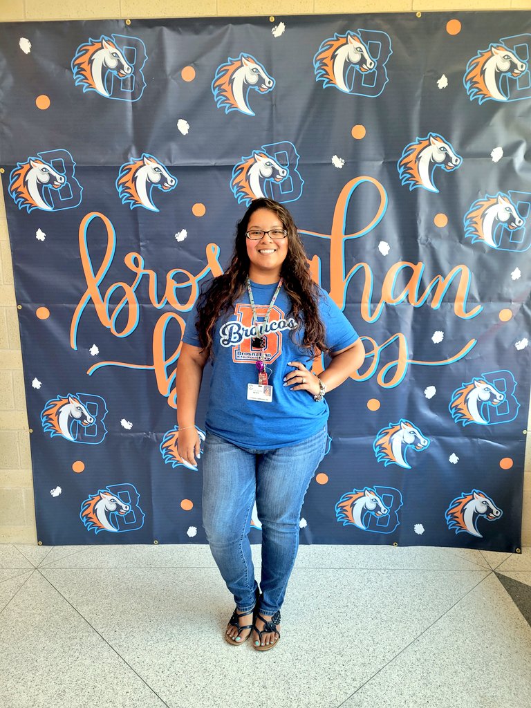 MrsReyesBroncos's tweet photo. After a great two weeks of professional development, we are ready for our Broncos come Monday morning! @BrosnahanES
#BroncoNation #BroncoTough #InauguralYear #58IsGreat https://t.co/Ojv4nisx9f