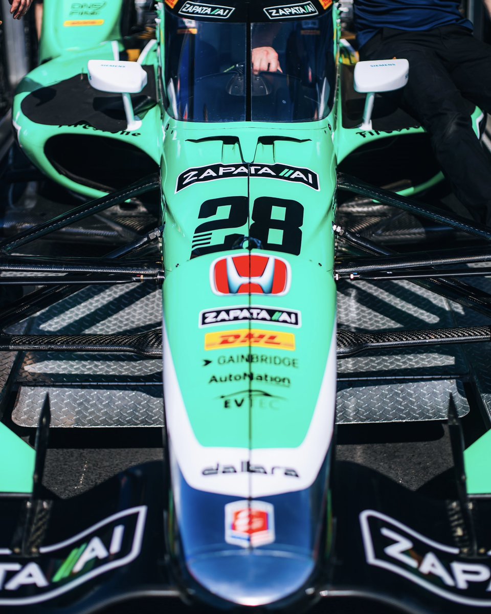 AndrettiIndy's tweet photo. The @ZapataComputing green machine is back on track this weekend 🤩 https://t.co/JAlnxq1bSL