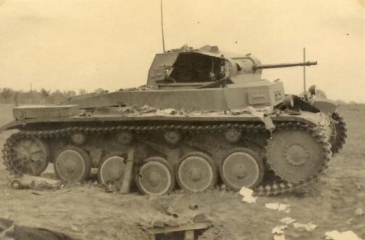 Postmanden1's tweet photo. #PanzerkampfwagenII
#PzkpfwII
#PanzerII https://t.co/8KydGSel5b