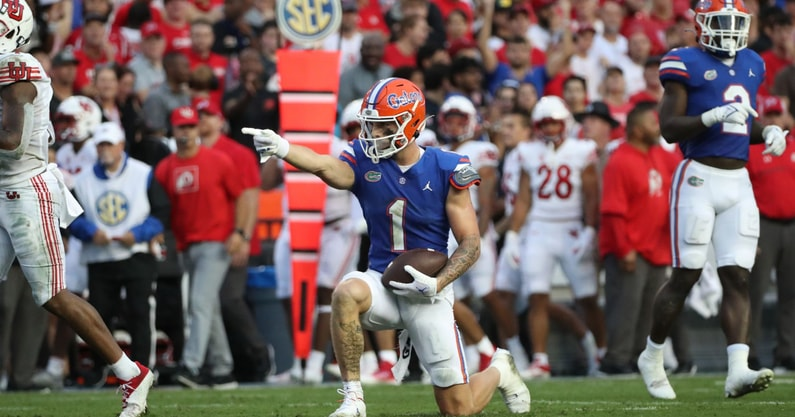 In a rare road opener, the #Gators are looking to play spoiler against Utah. The Utes own the nation’s fourth longest active home win streak at 14 games. “We know that,” #UF receiver Ricky Pearsall says, “but we’re getting ready to break that.” STORY: on3.com/teams/florida-…