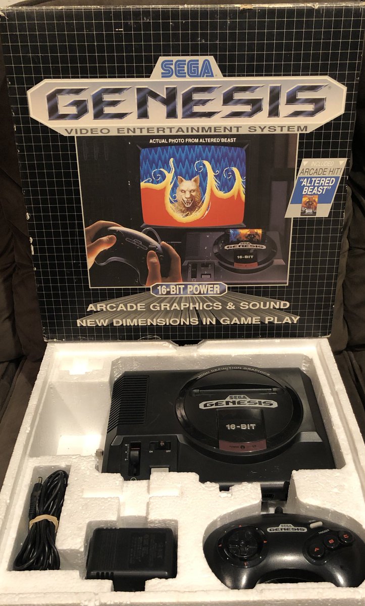 What's the 1st game that comes to mind when you look at this picture? #SegaGenesis #gaming #GamersUnite #shareyourgames @AdamAmericaBook @lepslair @JohnnyT231 @jimg1976 @MrboomstickXL @delmontyb @GeekeryRe @TheWolverine130 @supherbyus @MattTheLast @SEGAhoarder @Shenmue500K