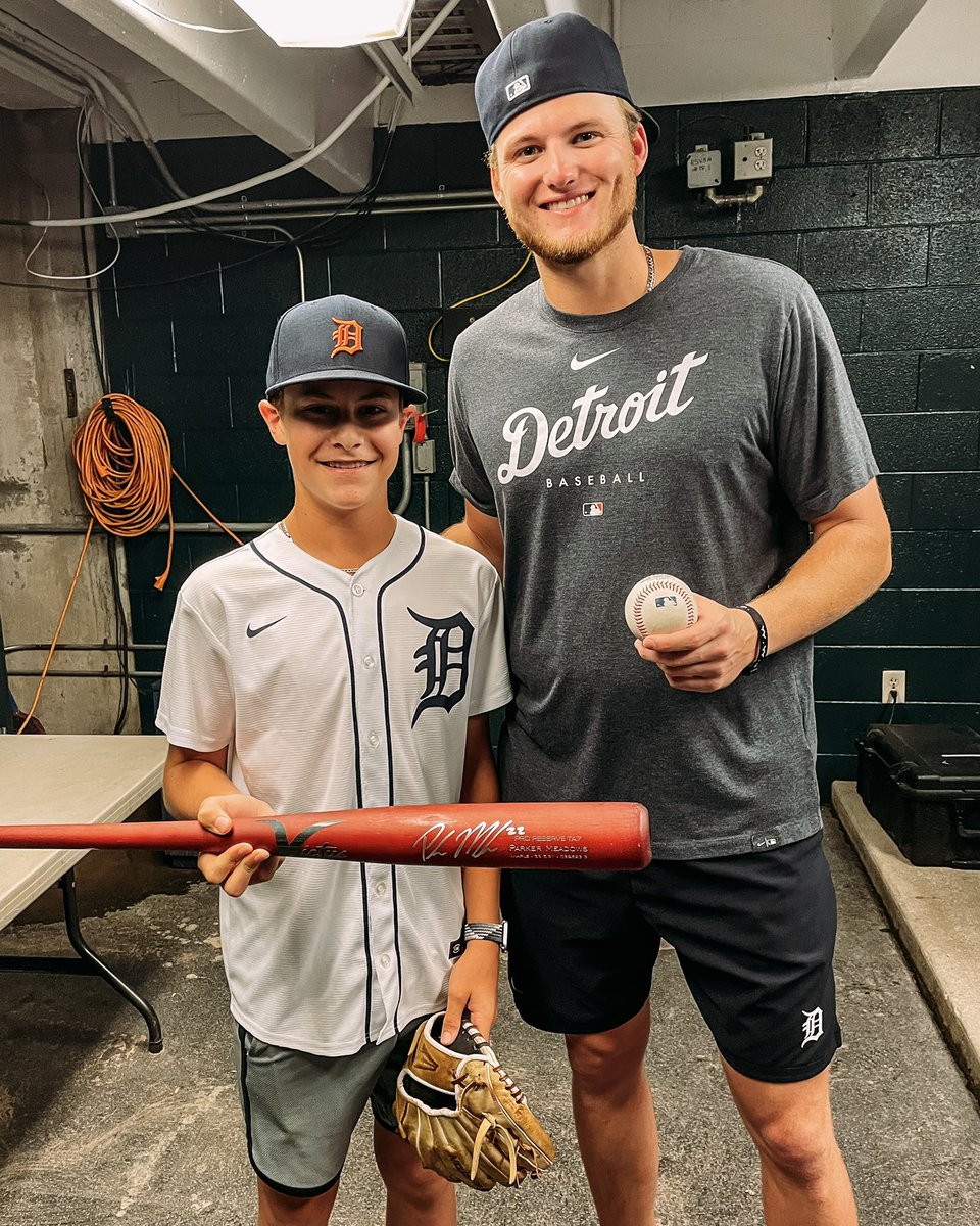 tigers's tweet photo. The kids are alright.

Congrats to @parkermeadows3 on his first home run and Cole for making the catch! https://t.co/4TQ8Bo7Bve