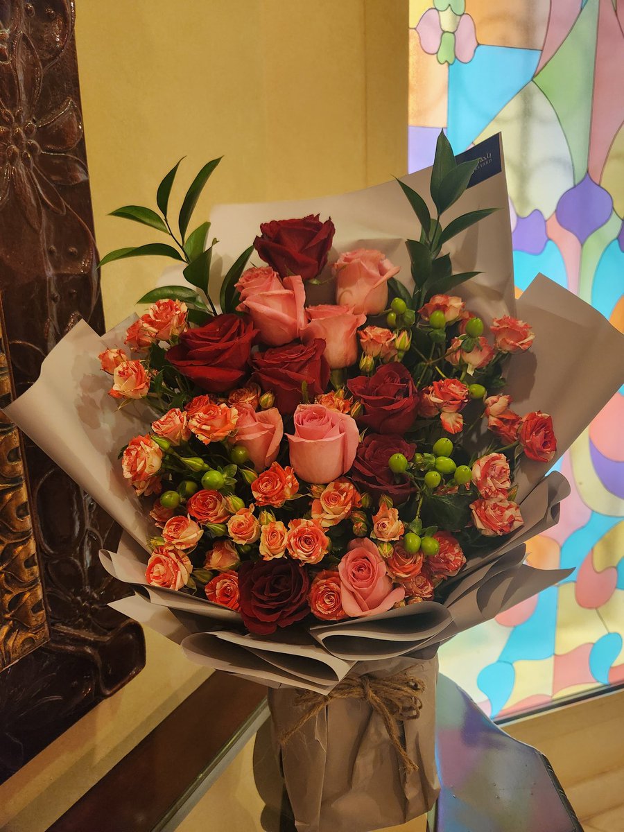 اللهم اني أسألك نفساً مطمئنة تؤمن بلقائك و ترضى بقضائك وتقنع بعطائك ...
.
.
#صباح_الخيرᅠ 
#صباح_الخير_والسعاده