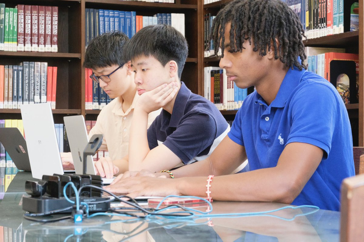 Our seniors are hard at work for college counseling bootcamp! As they work on their applications, we are gearing up for Opening Day. The 2023-2024 school year is here.